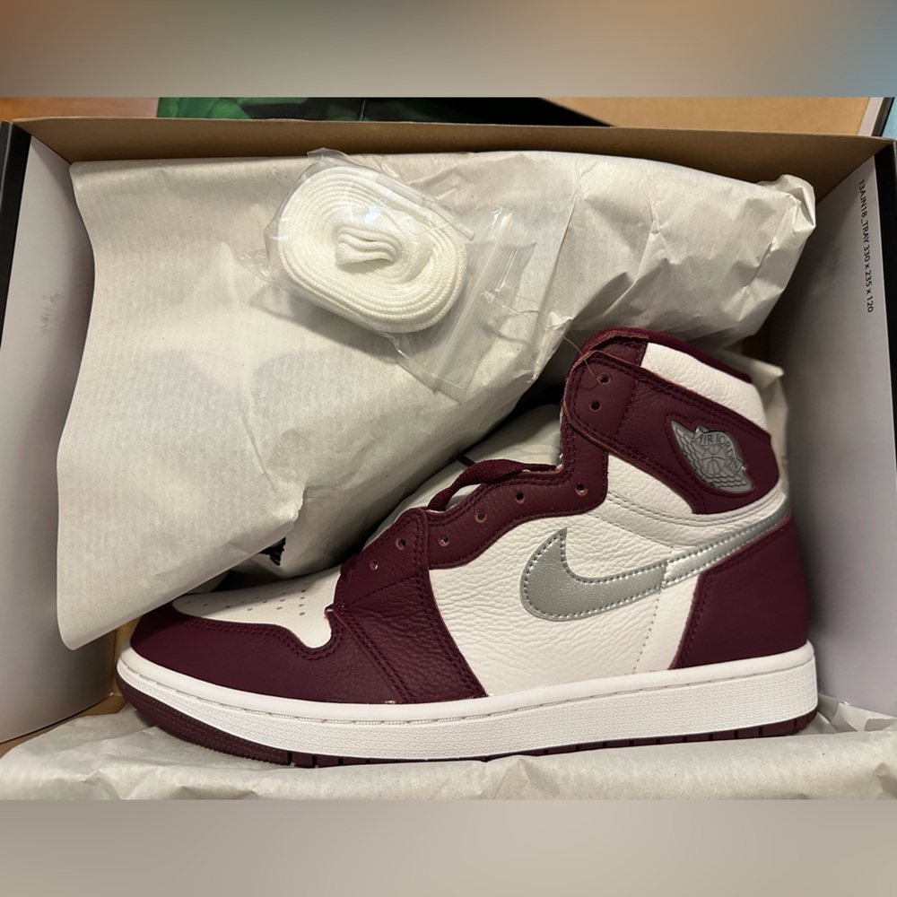 🎉HP🎉 Nike Air Jordan 1 Retro High OG Sneaker